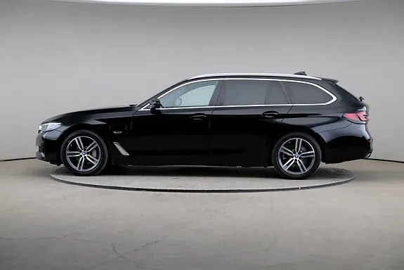 BMW 530E 2023 photo 4