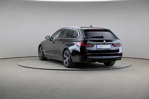 BMW 530E 2023 photo 2