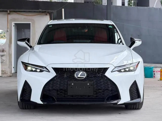 Lexus Is300