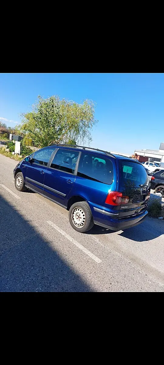 Volkswagen Sharan 2008 photo 3