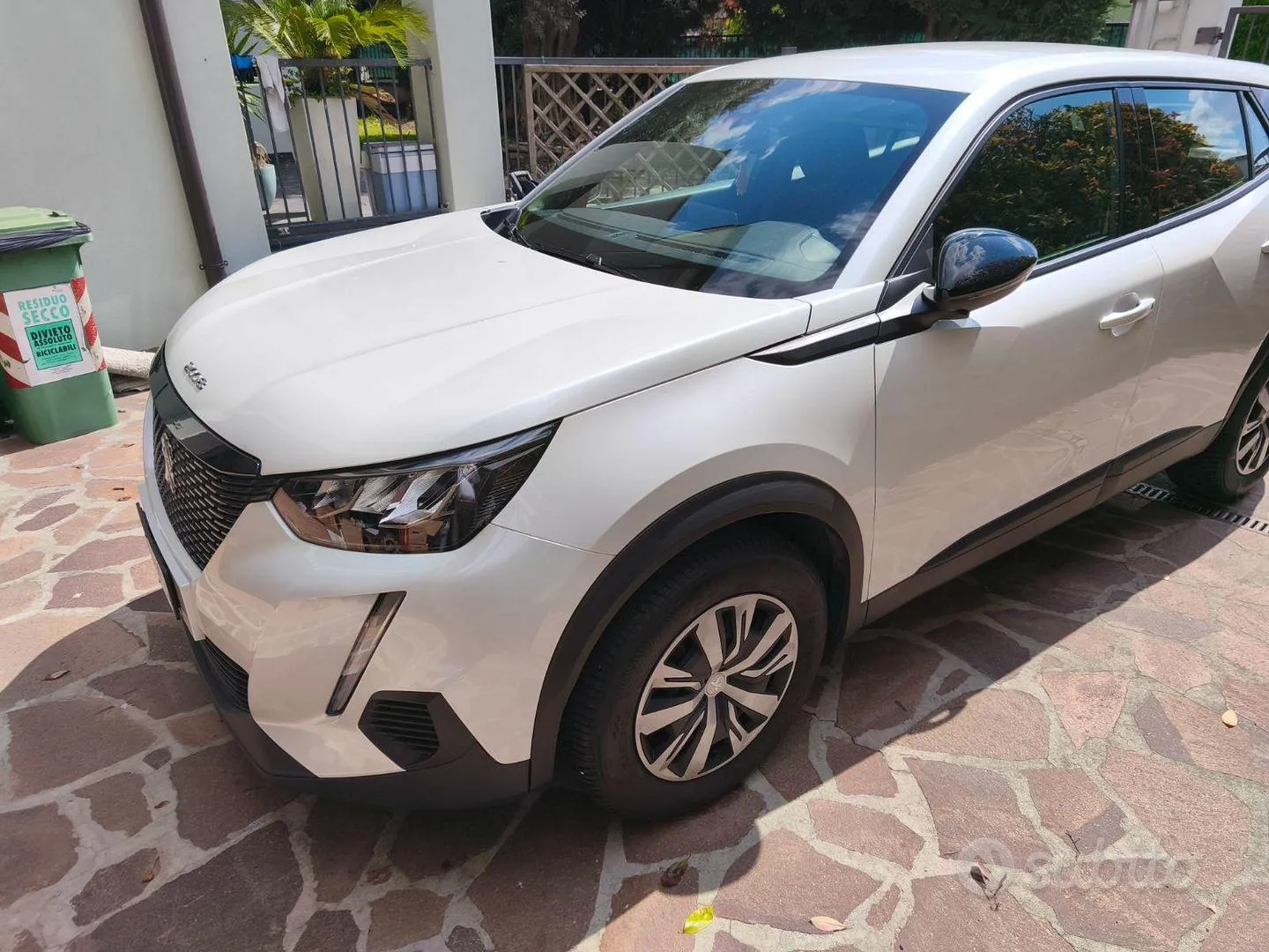 Peugeot 2008 2023 photo 5