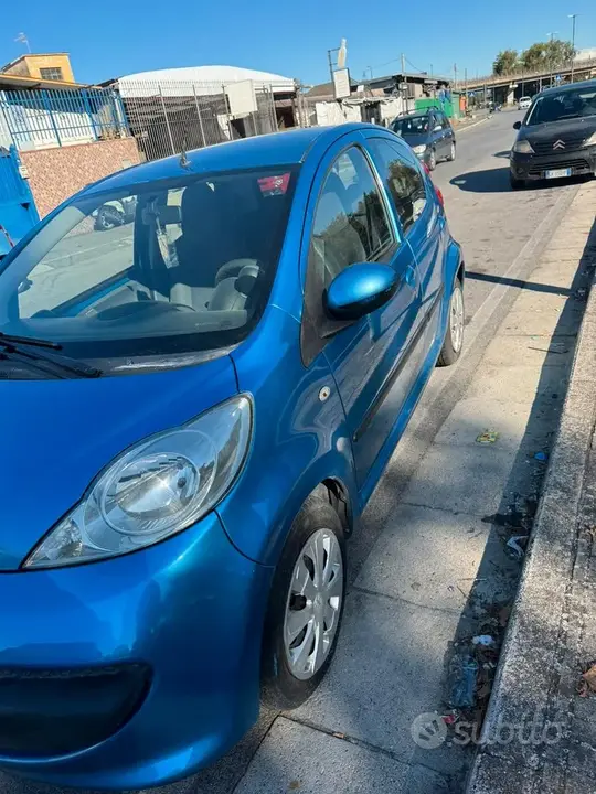 Peugeot 107 2006 photo 4