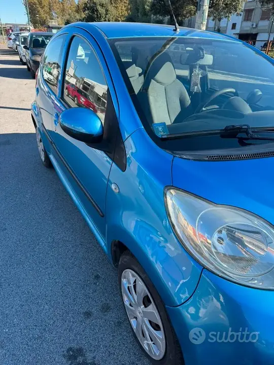 Peugeot 107 2006 photo 2