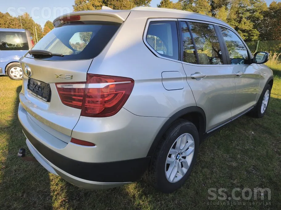 BMW X3 2011 photo 4