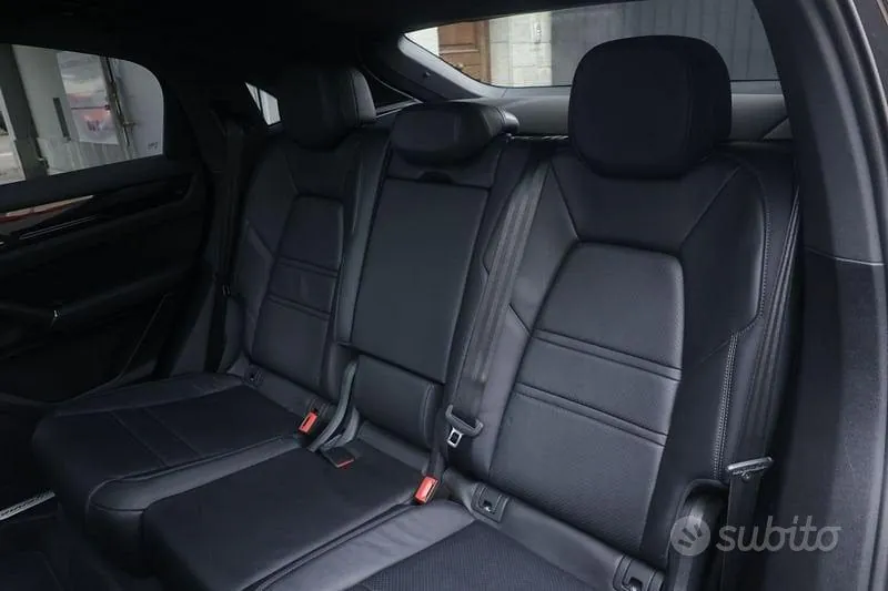 Porsche Cayenne 2022 photo 4
