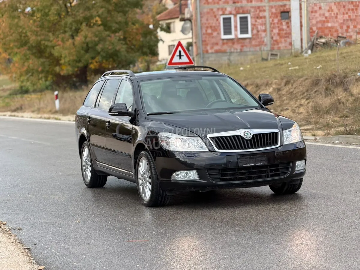 Skoda Octavia 2011 photo 4