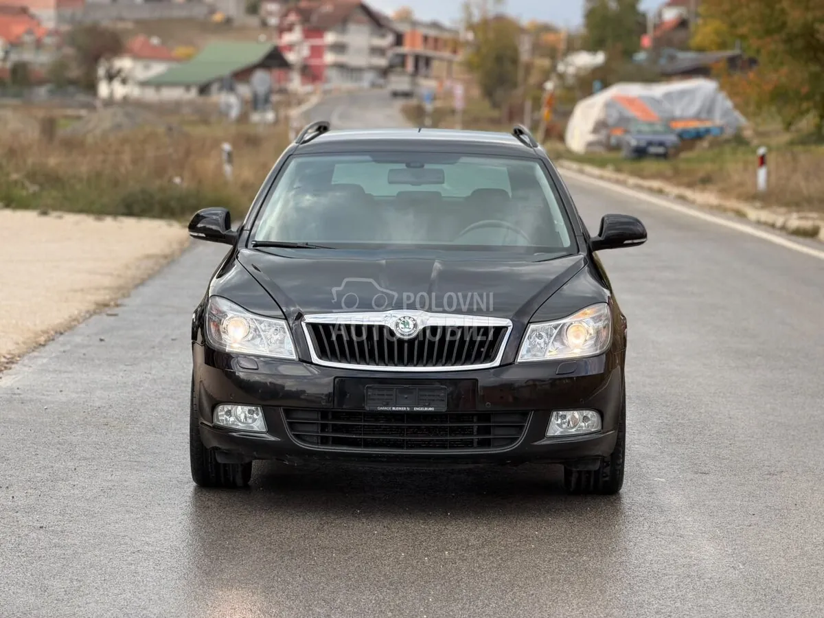 Skoda Octavia 2011 photo 3