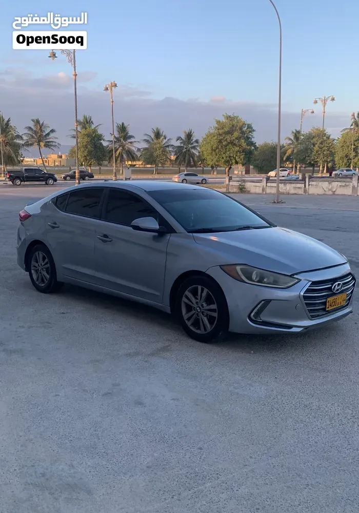 Hyundai Elantra 2017 photo 2