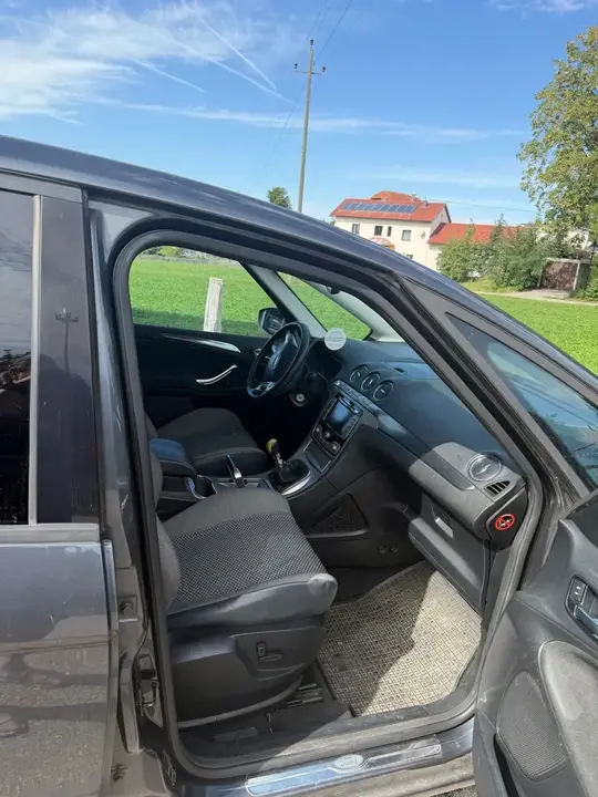 Ford S-Max 2008 photo 2