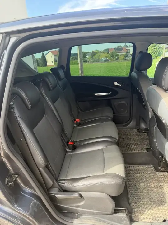 Ford S-Max 2008 photo 3