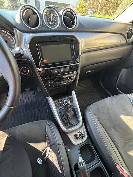 Suzuki Vitara 2015 photo 4