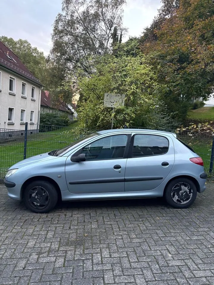 Peugeot 206