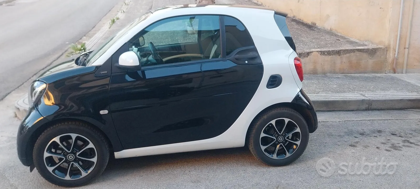 Smart Fortwo 2015 photo 2