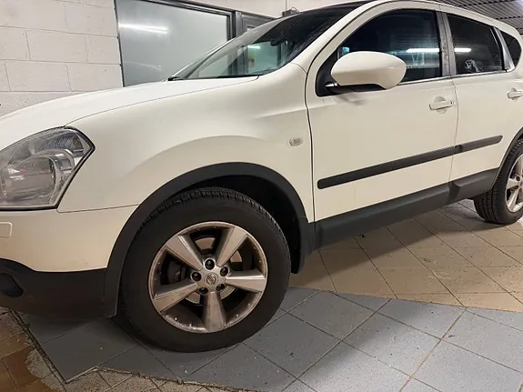 Nissan Qashqai 2009 photo 2
