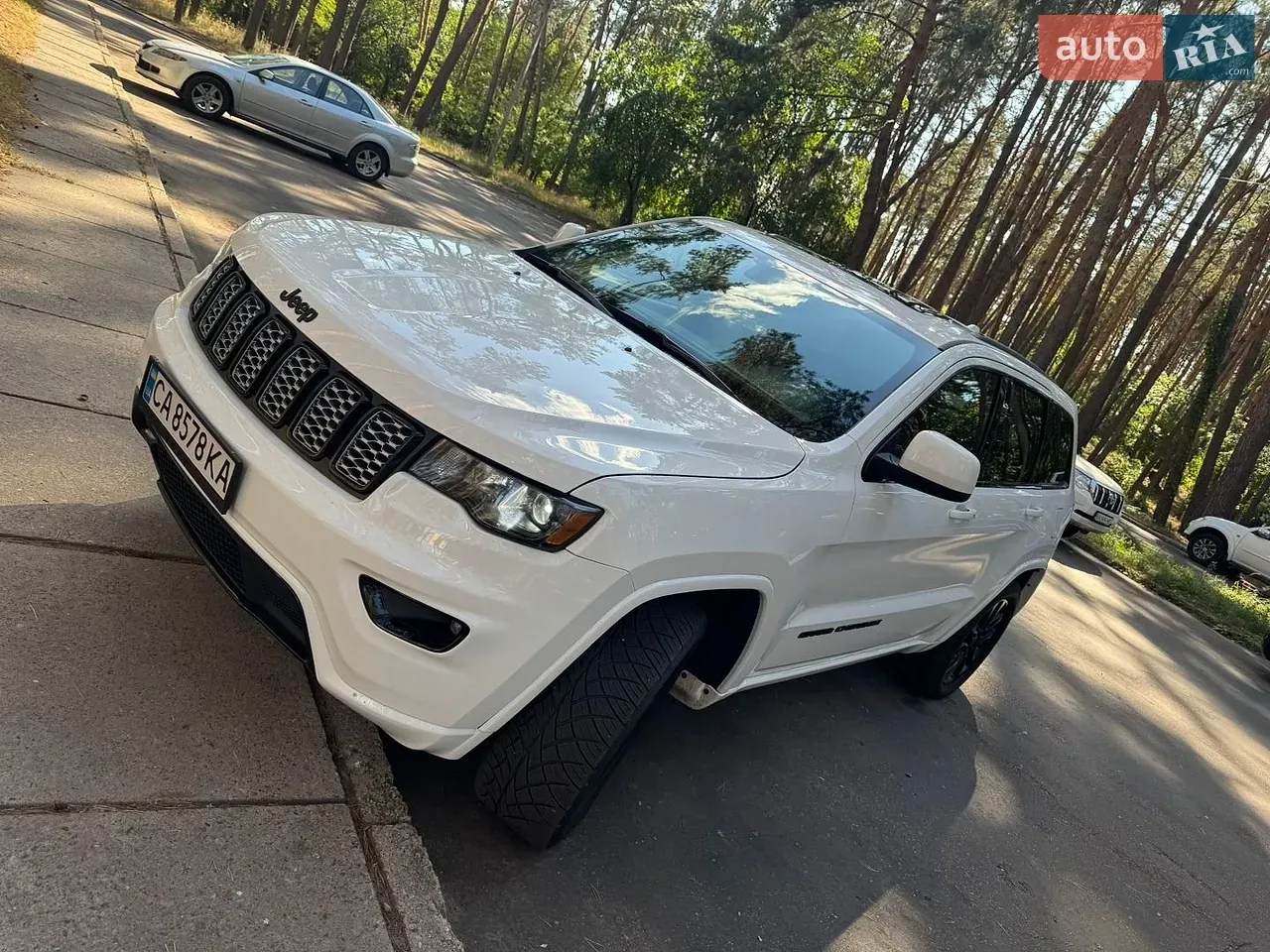 Jeep Grand Cherokee 2018 photo 3