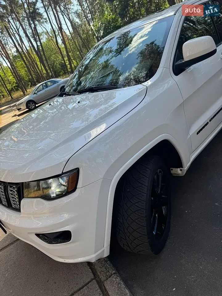 Jeep Grand Cherokee 2018 photo 5