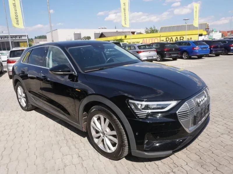 Audi E-Tron 2021 photo 3
