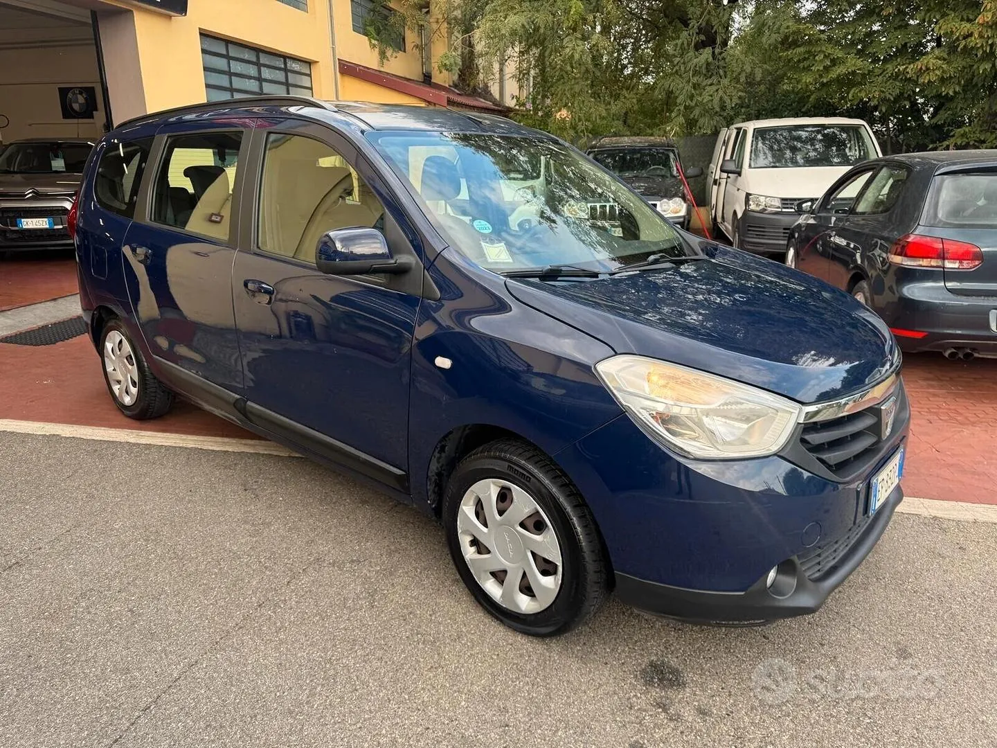 Dacia Lodgy 2013 photo 3
