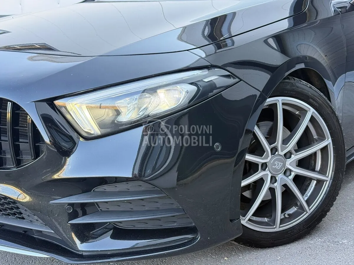 Mercedes-Benz A 200 2018 photo 3
