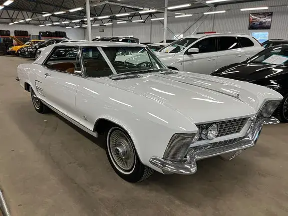 Buick Riviera 1964 photo 3