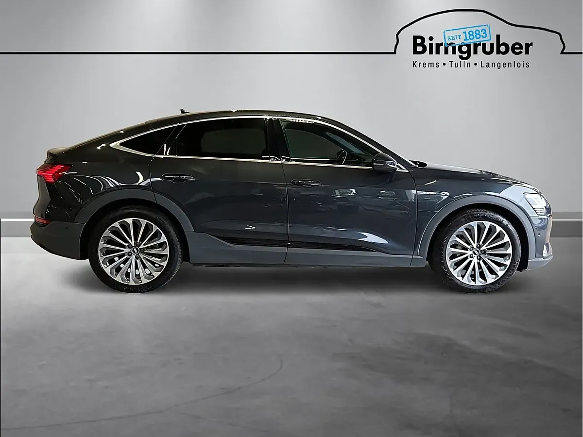 Audi E-Tron 2021 photo 3