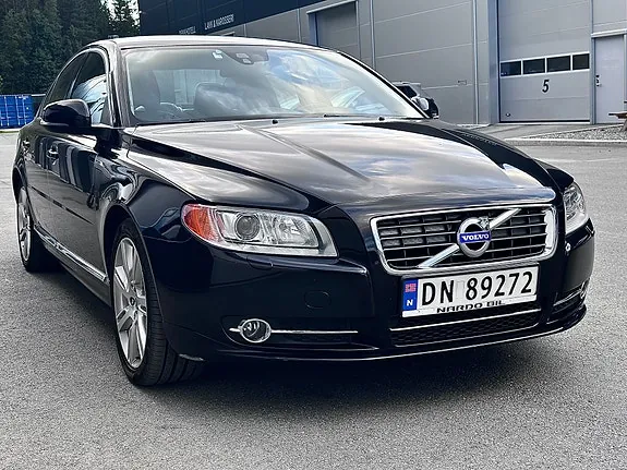 Volvo S80 2012 photo 2