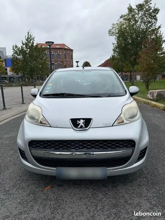 Peugeot 107 2009 photo 3