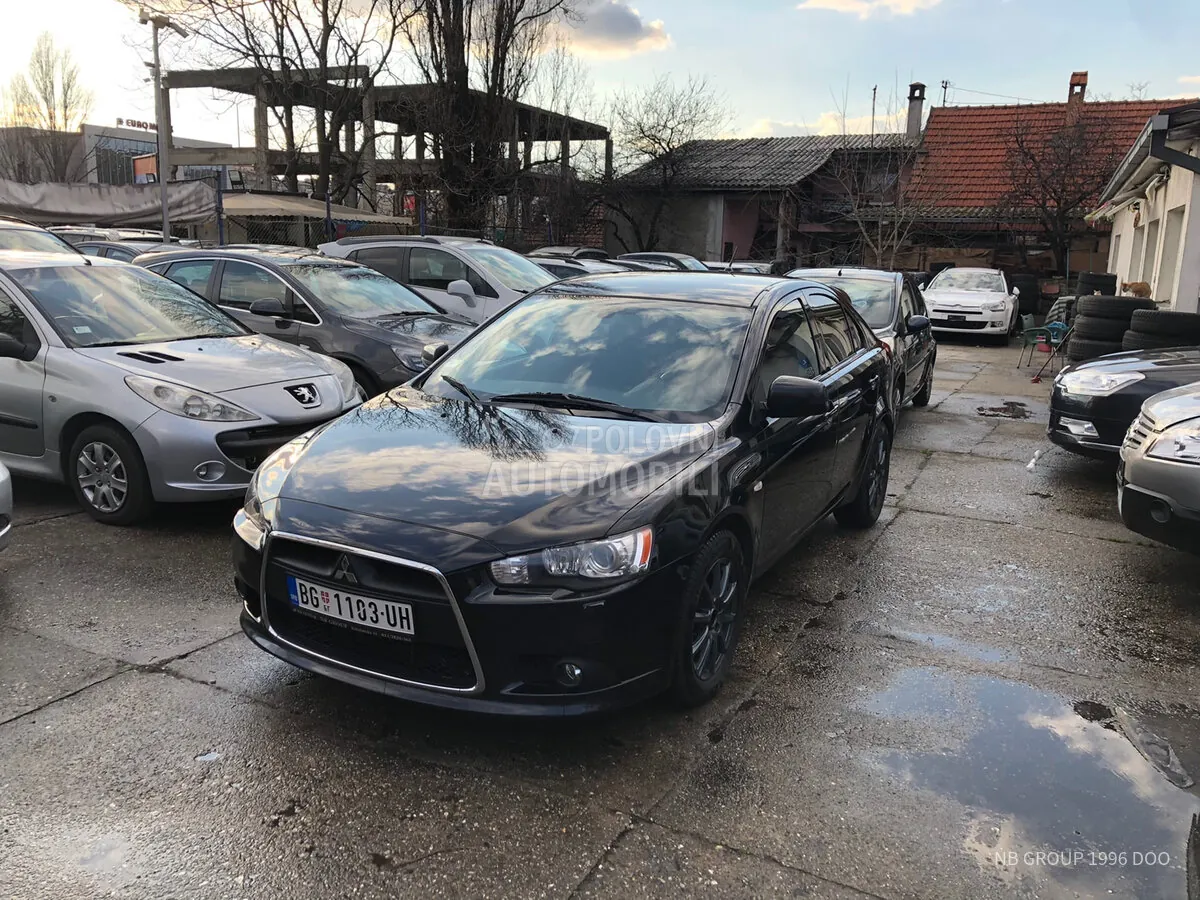 Mitsubishi Lancer