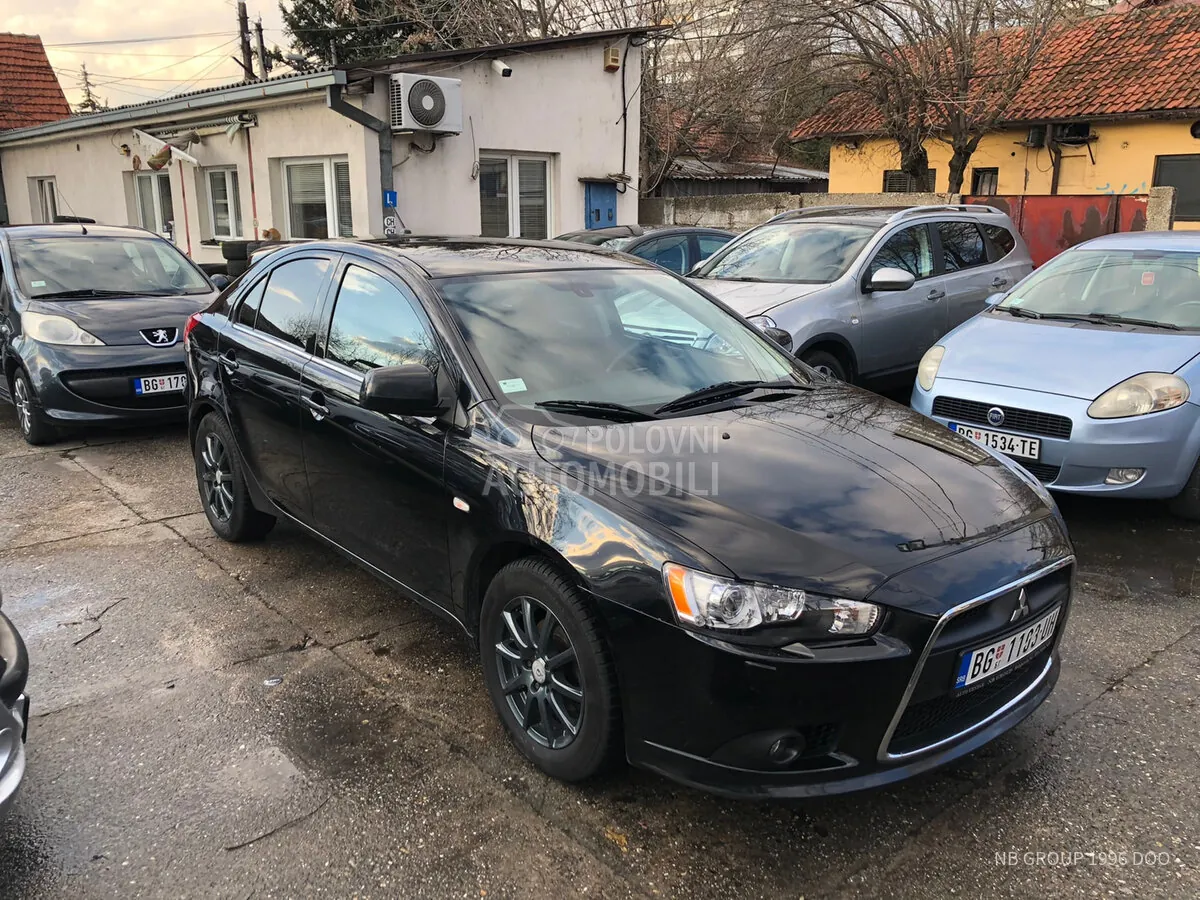 Mitsubishi Lancer 2012 photo 4
