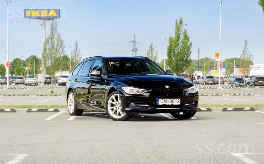 BMW 318 2015 photo 2
