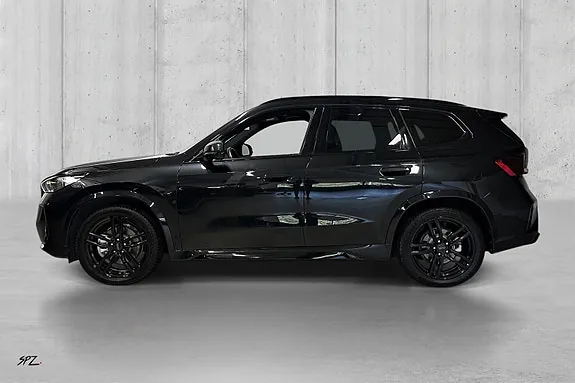 BMW Ix1 2023 photo 4