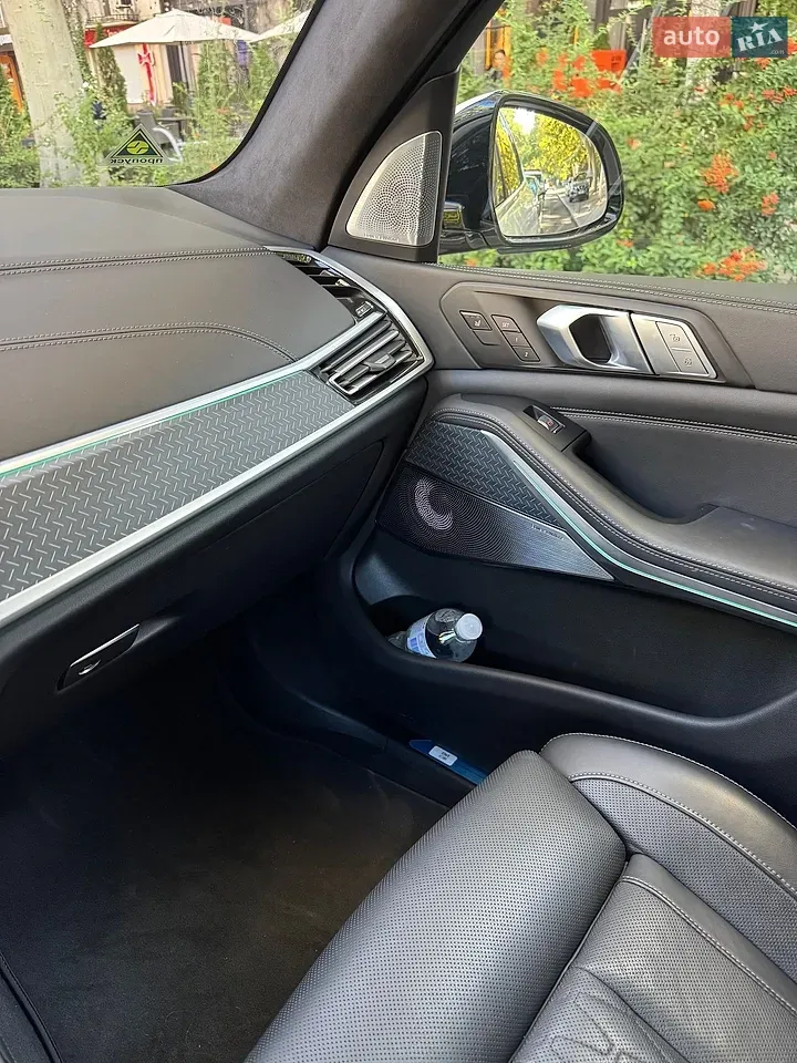 BMW X7 2022 photo 3