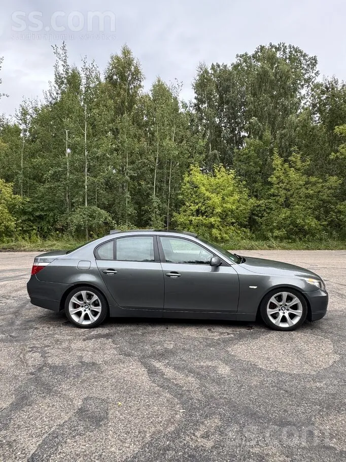 BMW 530D 2006 photo 3