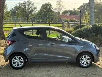 Hyundai I10 2019 photo 2