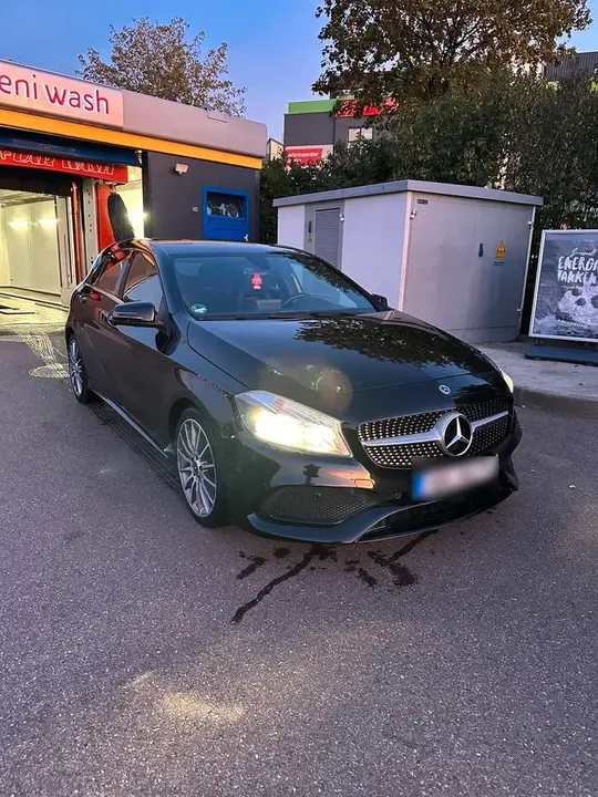 Mercedes-Benz A 180