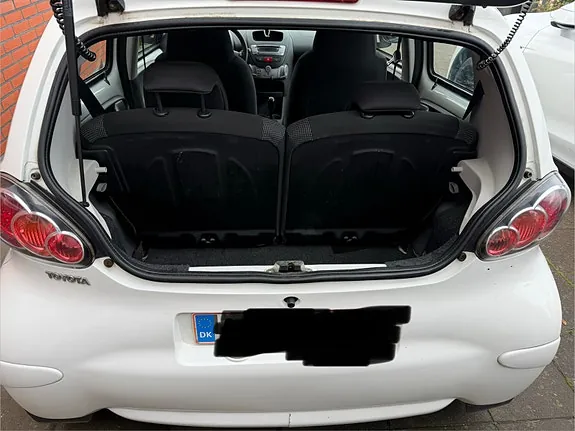 Toyota Aygo 2012 photo 3