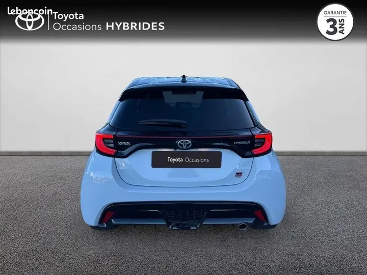 Toyota Yaris 2022 photo 4