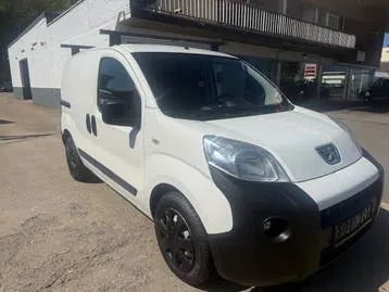 Peugeot Bipper 2011 photo 2