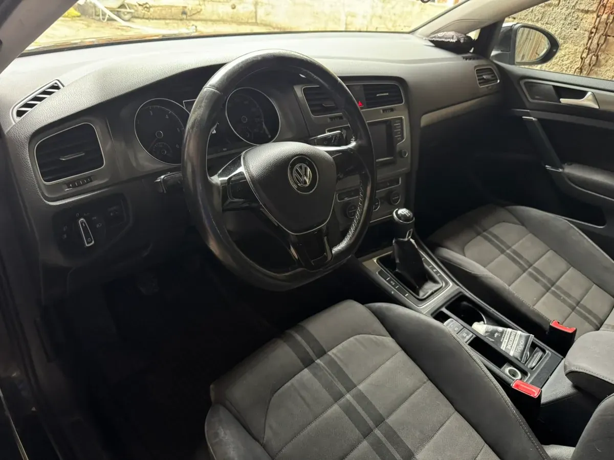 Volkswagen Golf 2014 photo 2