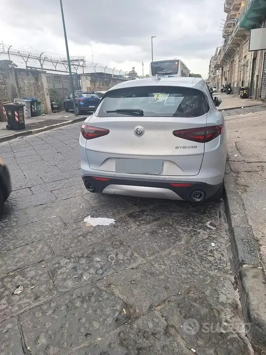 Alfa Romeo Stelvio 2022 photo 2