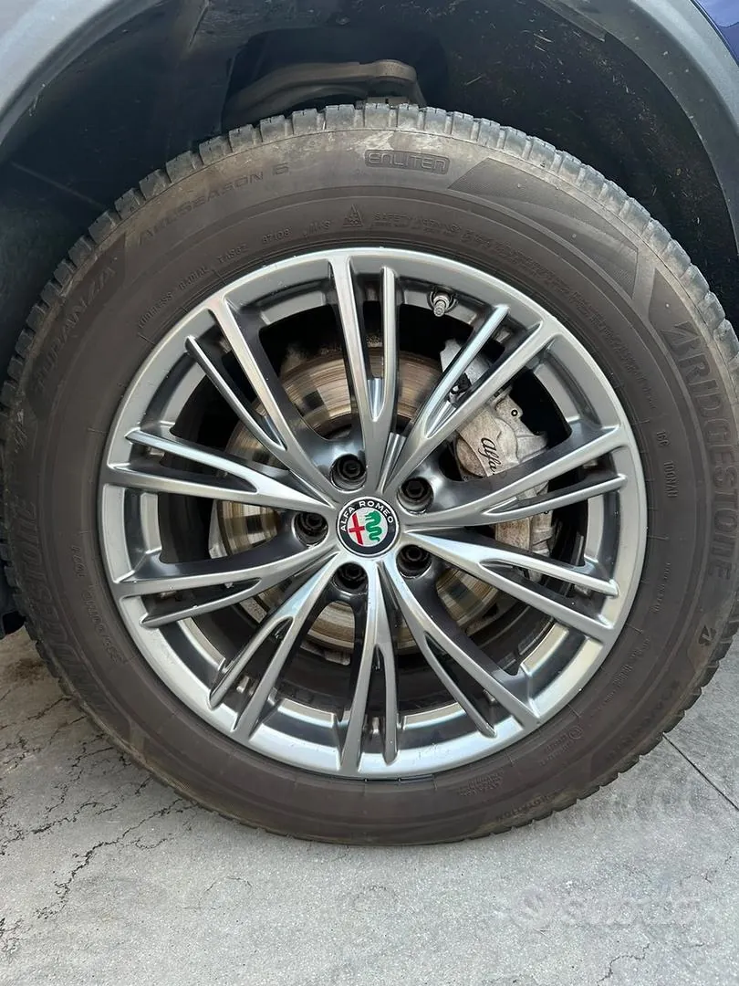 Alfa Romeo Stelvio 2017 photo 4