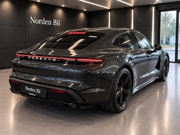 Porsche Taycan Turbo 2020 photo 4
