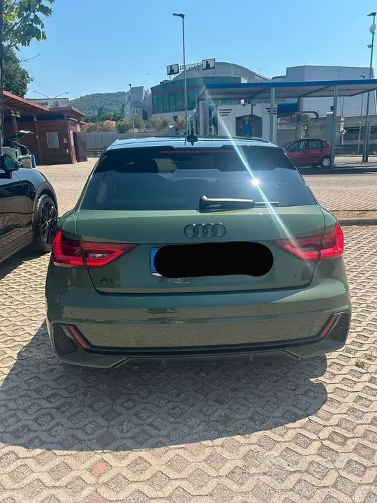 Audi A1 2024 photo 2