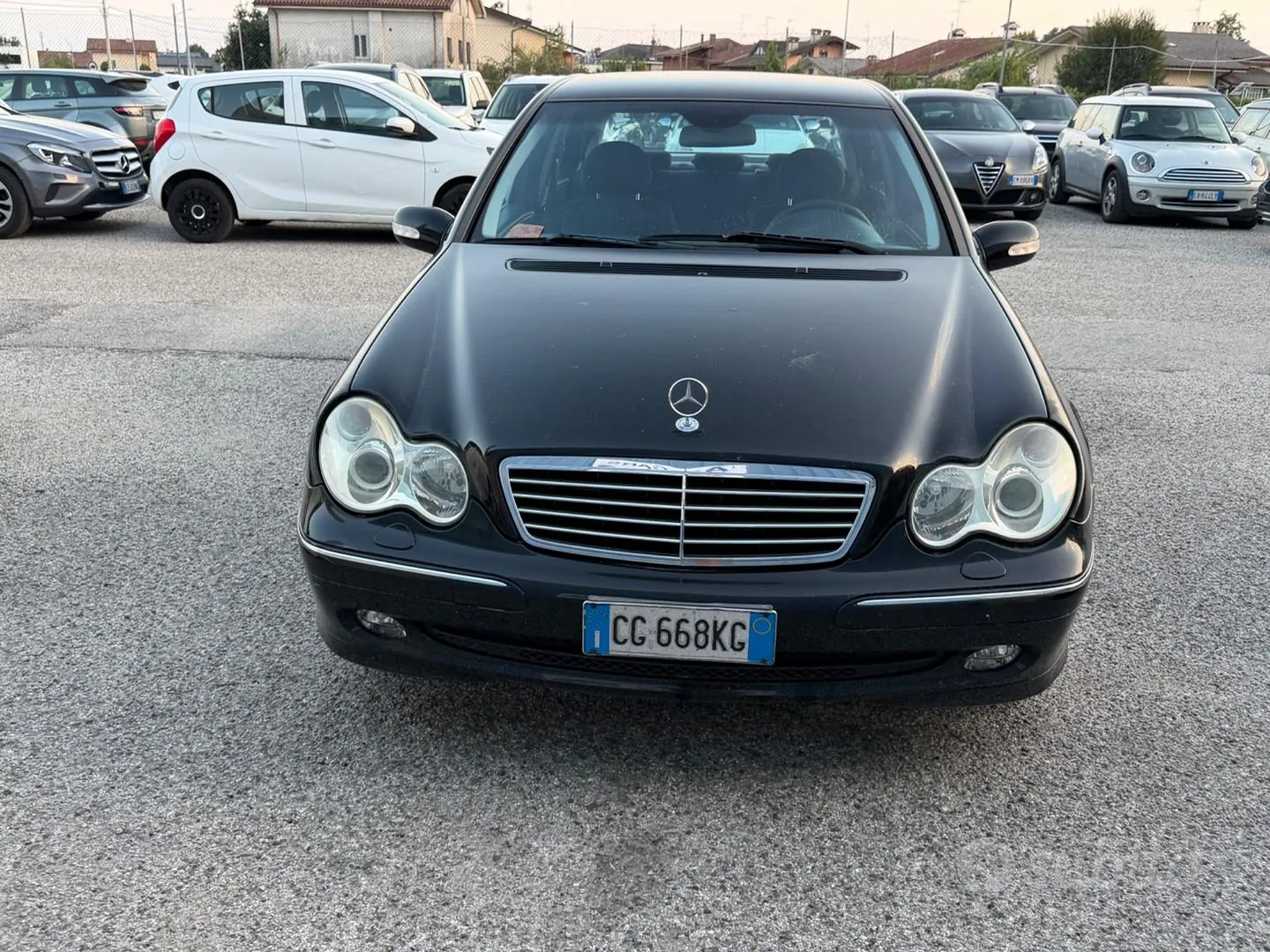 Mercedes-Benz C 220 2003 photo 2