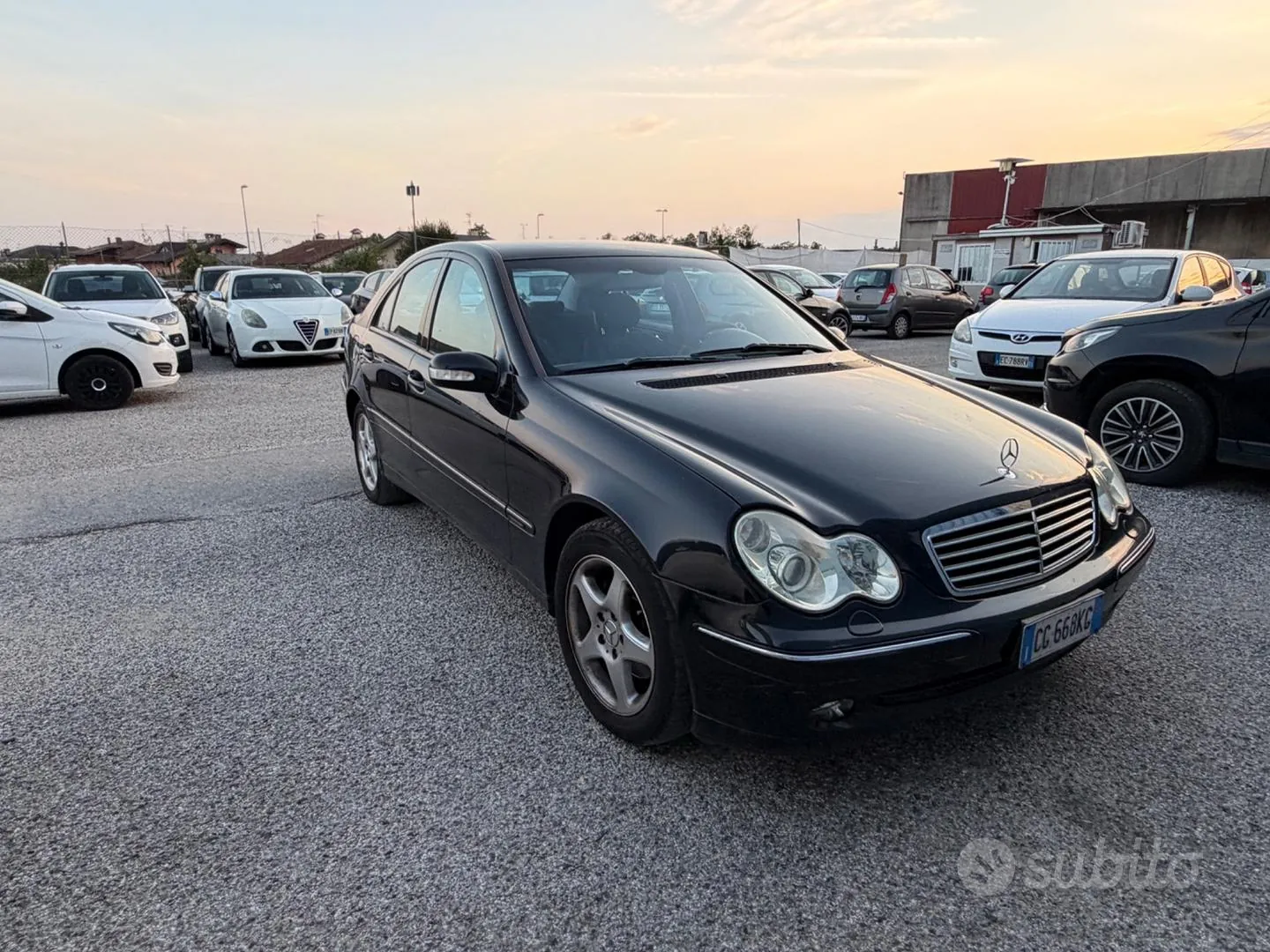 Mercedes-Benz C 220 2003 photo 3