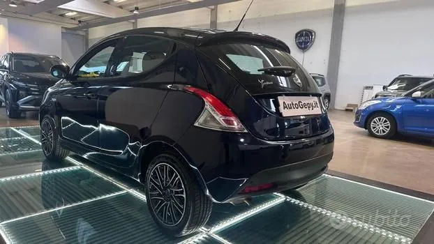 Lancia Ypsilon 2018 photo 4