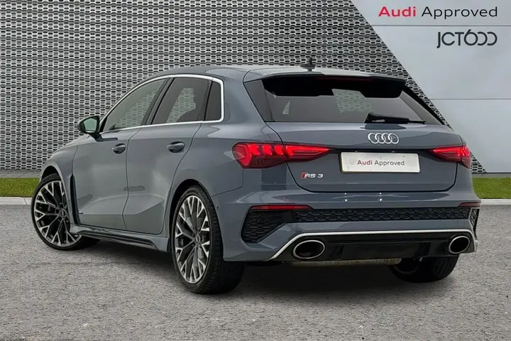 Audi Rs3 2022 photo 3