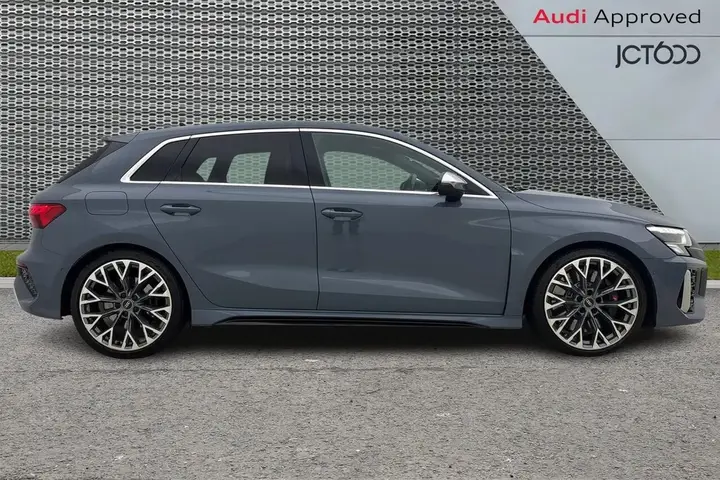 Audi Rs3 2022 photo 4