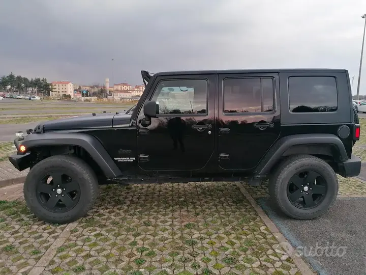 Jeep Wrangler 2010 photo 4