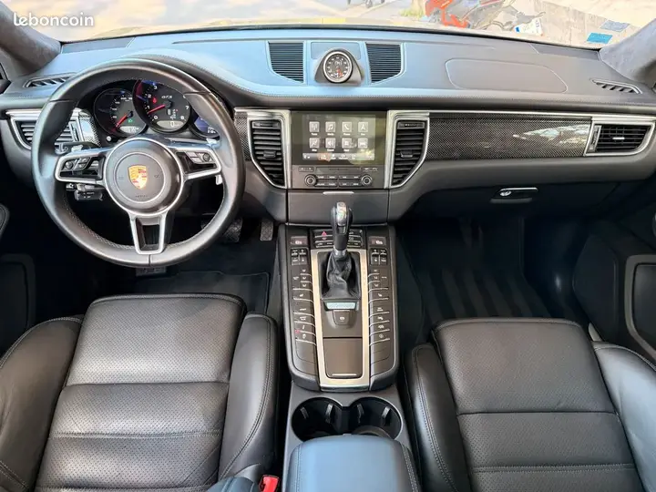 Porsche Macan 2016 photo 2